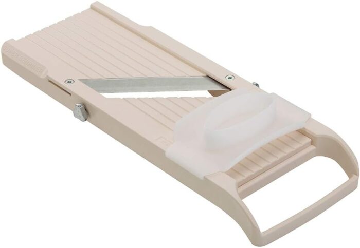 Benriner Super Standard Madoline Slicer, with 4 Japanese Stainless Steel Blades